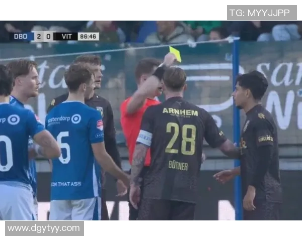 足球明星与孩子发生冲突引发热议视频曝光引发网友热议与讨论